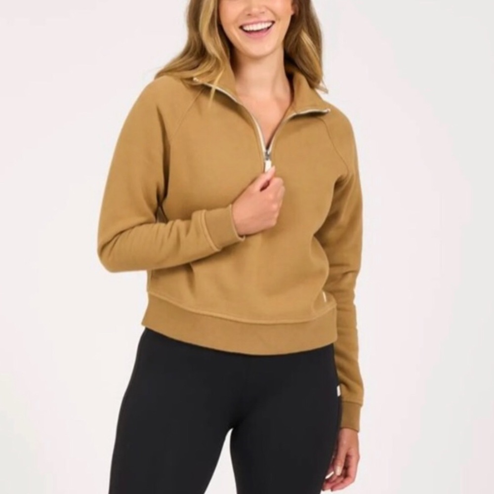 Vuori restore half zip